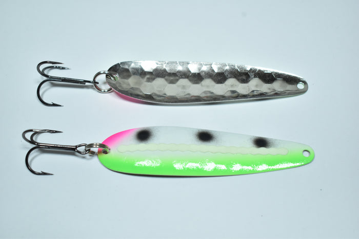 UV Black Pea's Super Glow - Standard Trolling Spoon