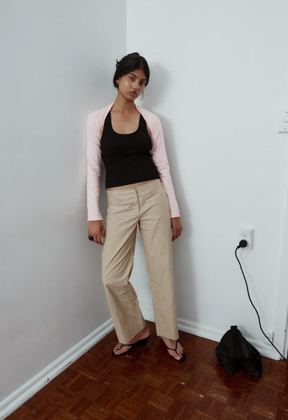 Chanelle is wearing a size 8