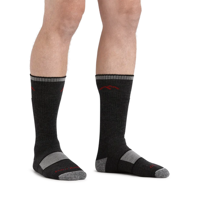 Darn Tough 1405 Men's Hiker Boot Full Cushion Midweight Hiking Socks - Olive