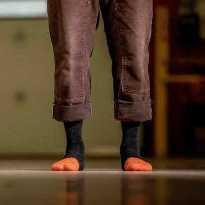 Darn Tough 2007 Men's Steely Micro Crew Midweight Work Sock - Graphite