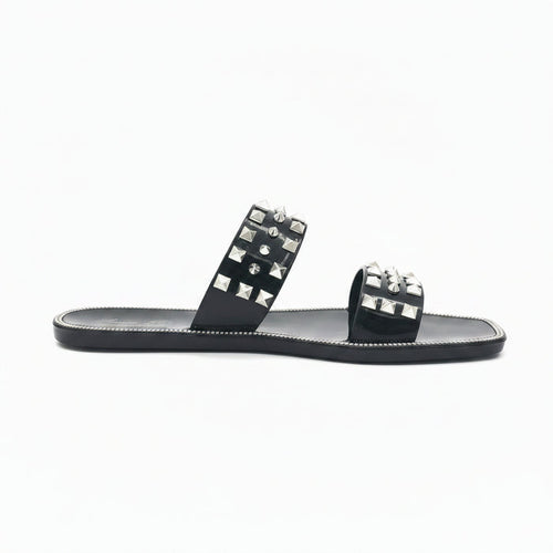 Effortlessly Chic Casual, yet Elegant Flat Sandle Studley