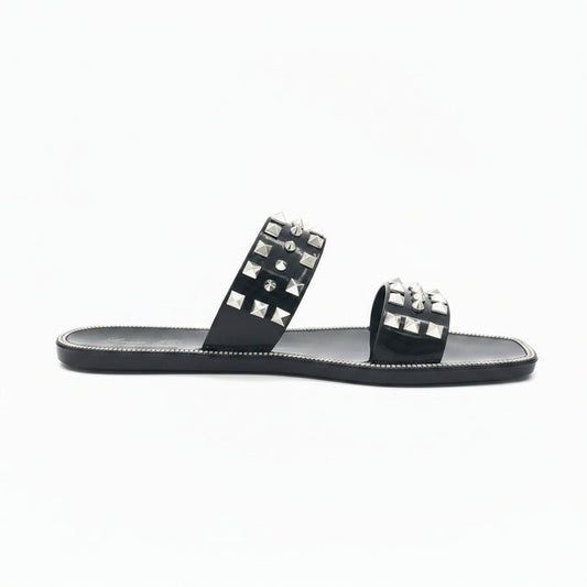 Effortlessly Chic Casual, yet Elegant Flat Sandle Studley
