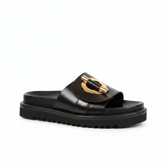 Flat Sandal for a Chic and Comfortable Fit Sierra