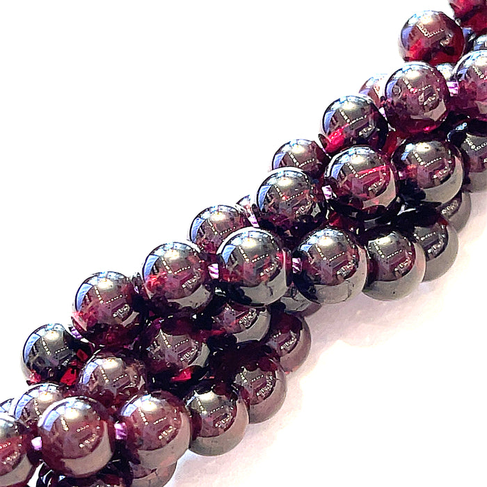 One Red Garnet 6mm round 16'' gemstone strand (Sir Lanka)