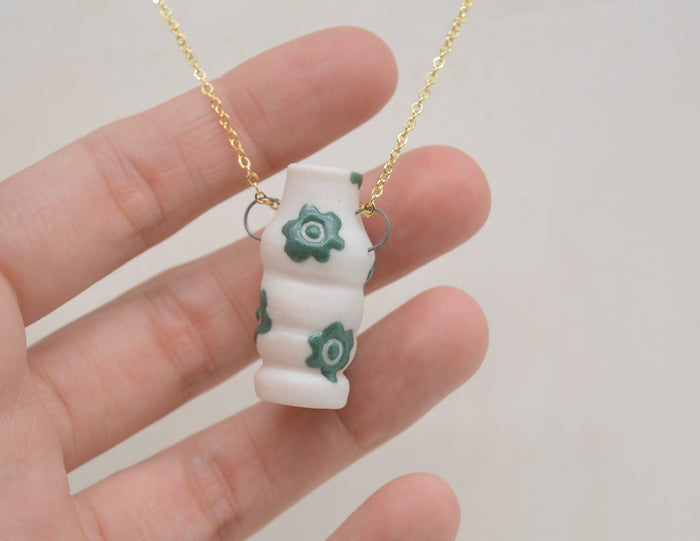 Green Flowers Pot Necklace - Juice Ceramics