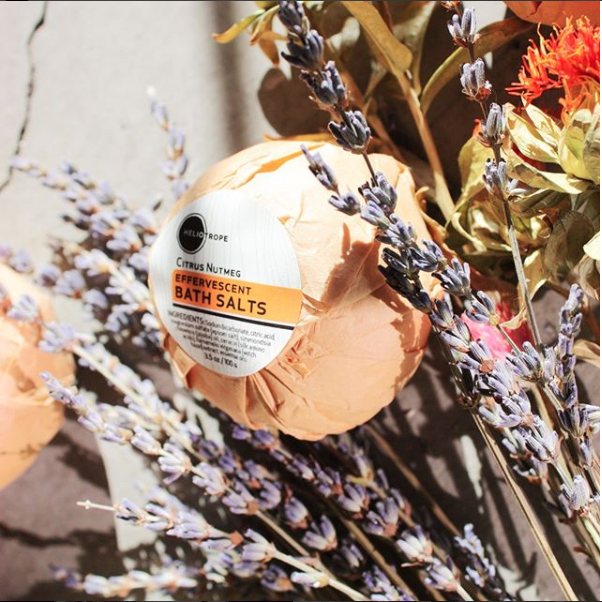 Heliotrope - Effervescent Bath Fizzies w/Jojoba & Protein (13 scents): Honey Amber