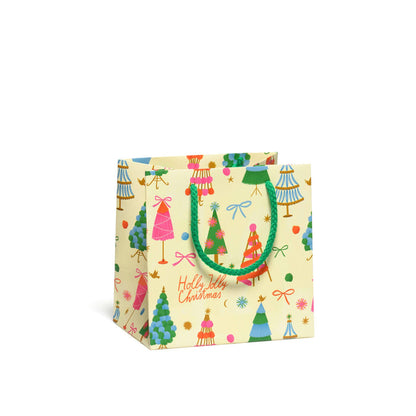 Holly Jolly Trees gift bags: Medium