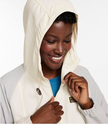 L.L.Bean Women's Mountain Classic Anorak - Paperwhite/Putty