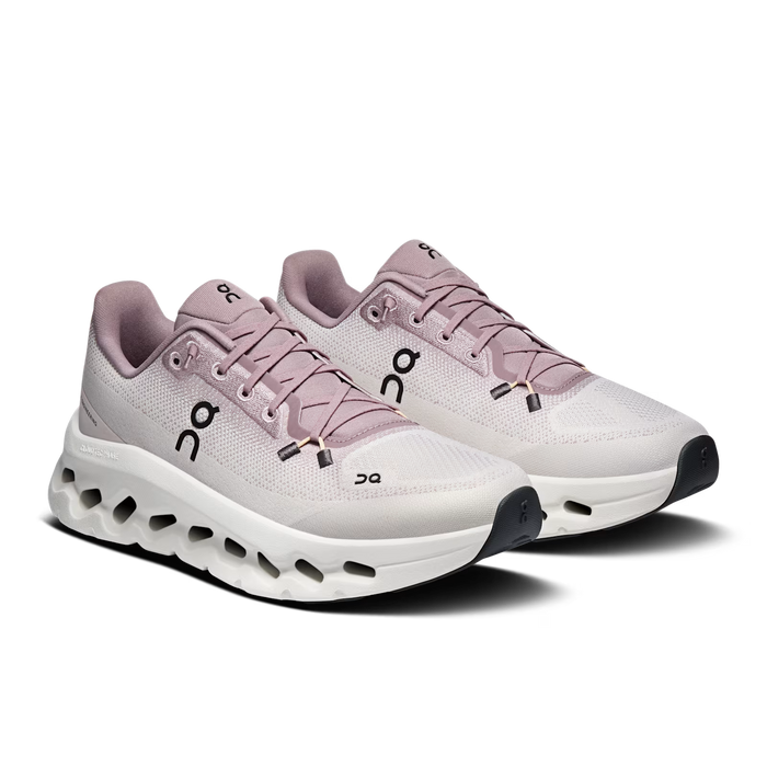 On Women's Cloudtilt - Heron / Dew
