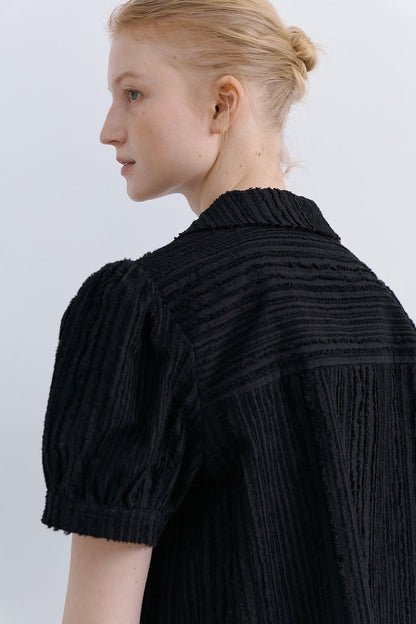 ORIGAMI RIBBON CROP SHIRT - BLACK