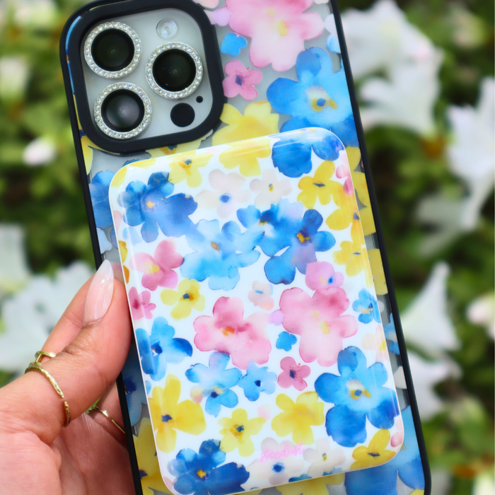 Pastel Petals MagSafe Power Bank