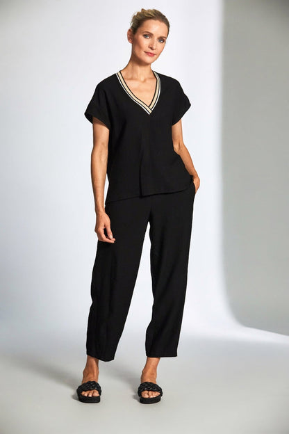 peruzzi-s25407-black-v-neck-sucker-top-with-gold-detail-at-neck-dotique-
