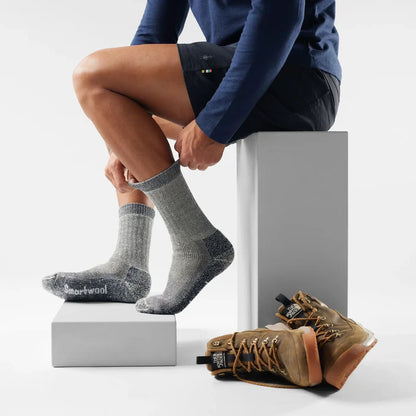 Smartwool Hike Classic Edition Extra Cushion Crew Socks - Navy