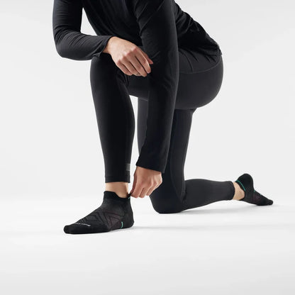 Smartwool Women's Run Zero Cushion Low Ankle Socks - Black