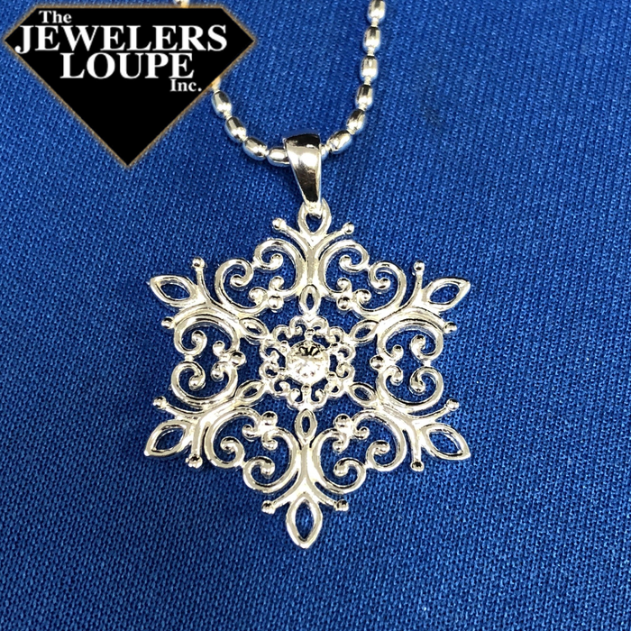 Southern Gates Sterling Silver Snowflake Pendant