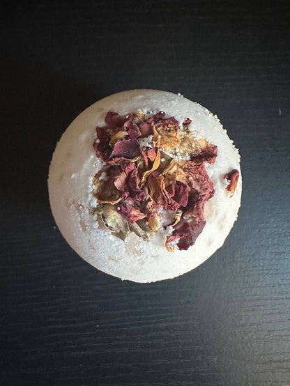 Triple Moon Bath Co. - Awaken Your Inner Goddess Bath Bomb