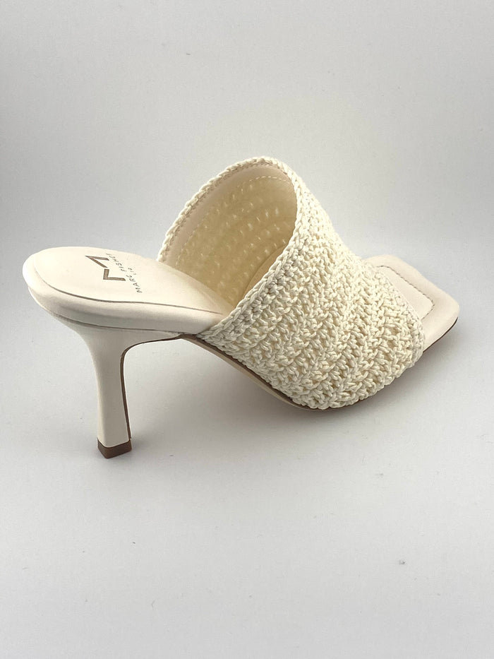Woven Raffia Wide-Vamp Mule Dako