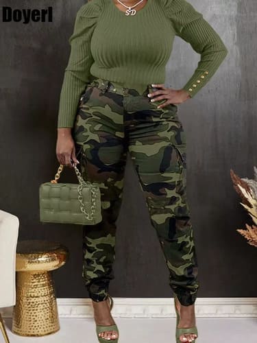 Green Harajuku Y2K camo cargo pants women stretch FTF Market UK